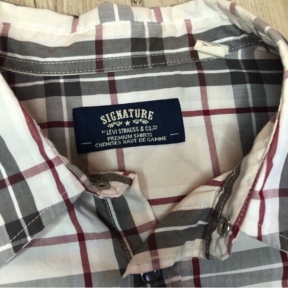 Signature by Levi Strauss White and Red Plaid Polo - Picture 6 of 6